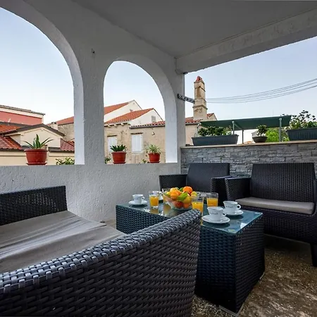 Apartament David *