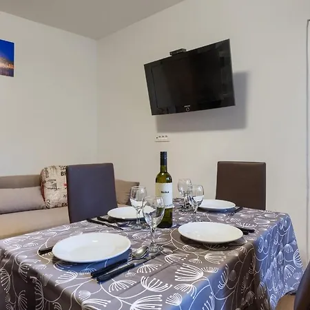 Apartament David *